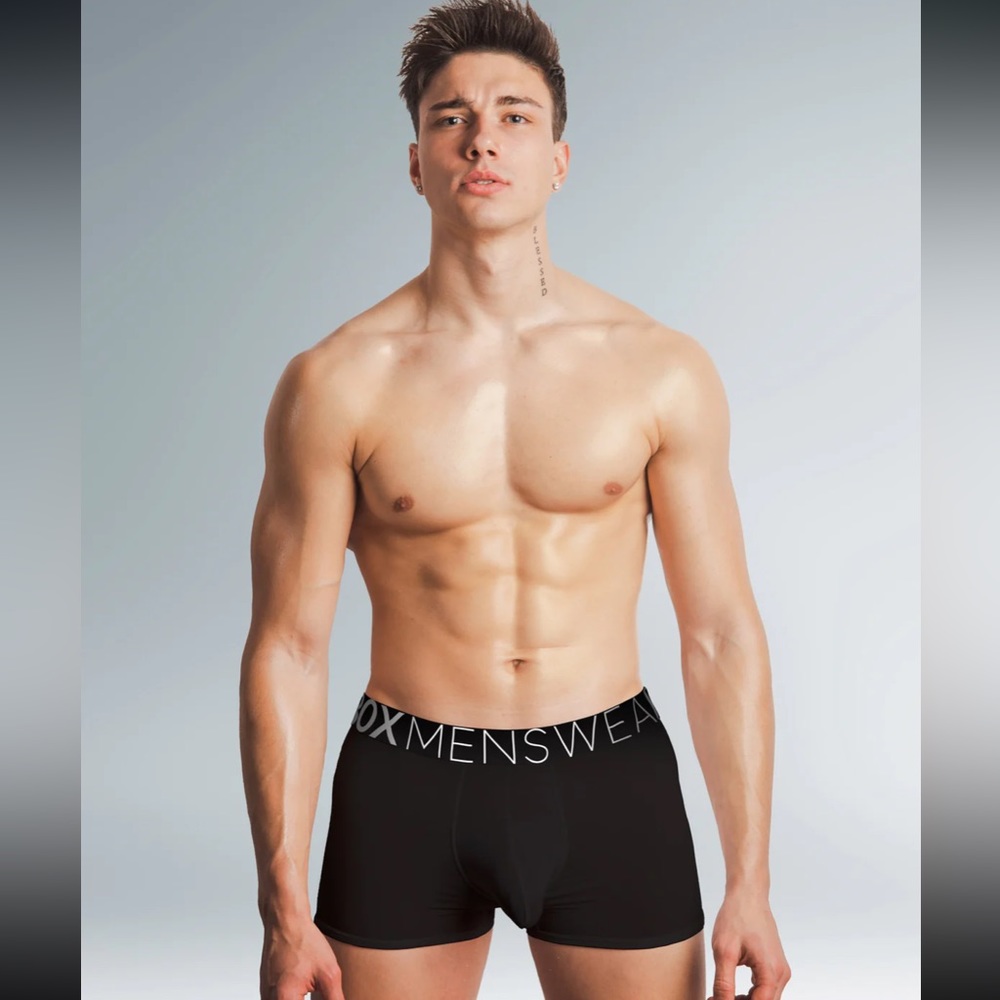 Box menswear defined crotch trunks size L